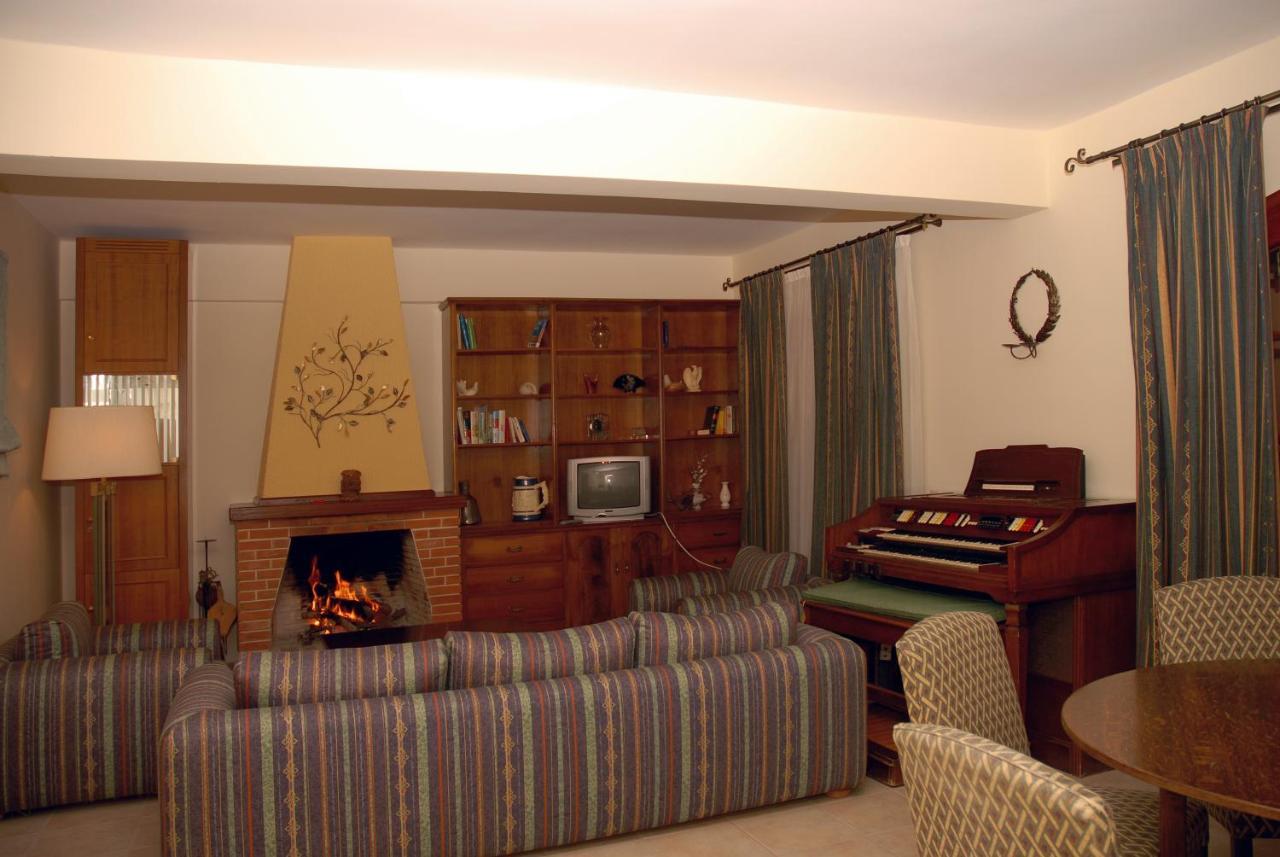 Corfu Club Apartments Guviá Kültér fotó